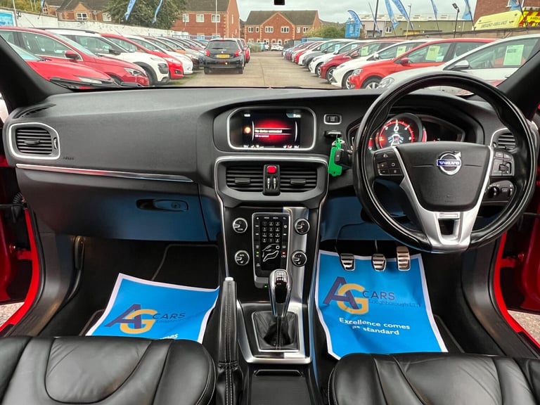 2015 Volvo V40 2.0 D4 R-Design Nav Hatchback 5dr Diesel Manual Euro 6 (s/s) (190 ps) HATCHBACK Di...