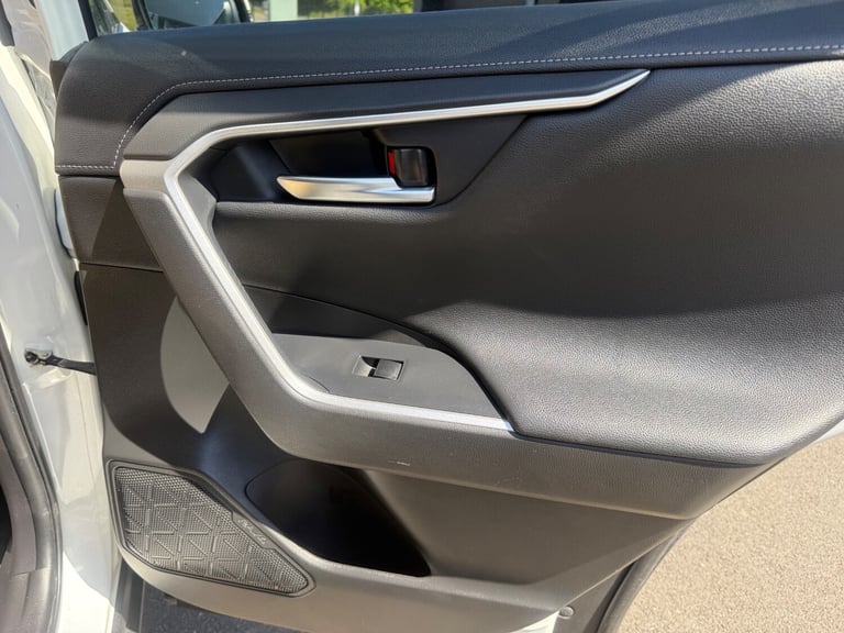 2020 Toyota RAV4 2.5 VVT-i Hybrid Design 5dr CVT 2WD ESTATE Petrol/Electric Hybrid Automatic