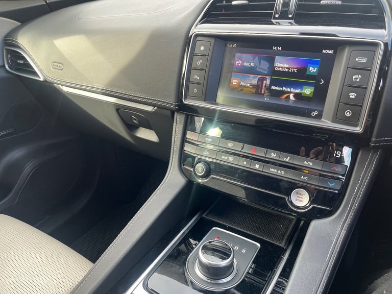 JAGUAR F-PACE R-SPORT 2017 4AWD AUTO