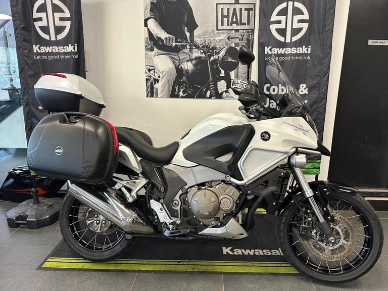 image for 2014 HONDA VFR1200X CROSSTOURER-TOP BOX-PANNIERS-FOG LIGHTS-PROTECTION BARS