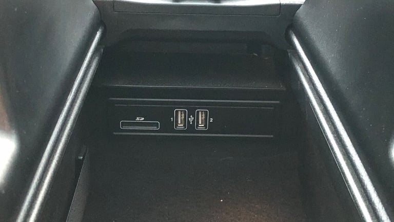 2018 Mercedes-Benz C Class C 350 E AMG LINE PREMIUM Saloon Hybrid Automatic