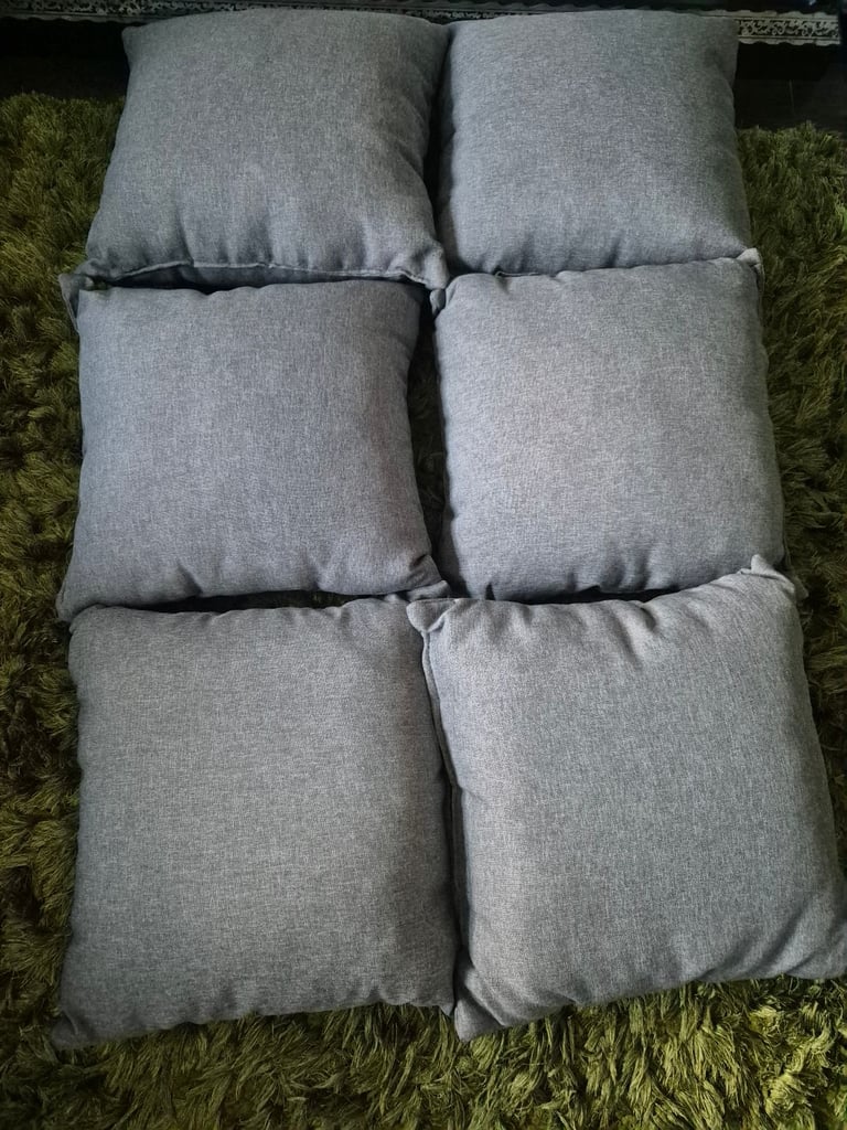 Free outdoor cushions