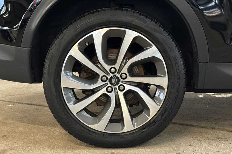 2019 Land Rover Discovery Sport 2.0 P250 SE 5dr Auto ESTATE PETROL Automatic