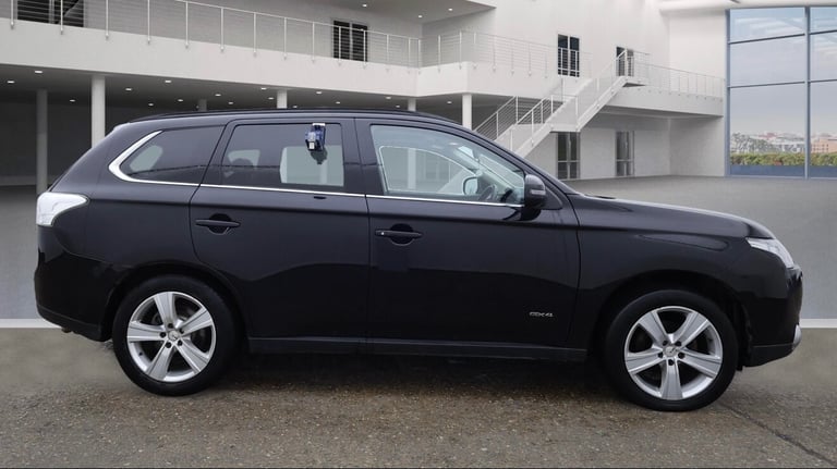 2013 Mitsubishi Outlander 2.2 DI-D GX4 5dr Auto ESTATE Diesel Automatic