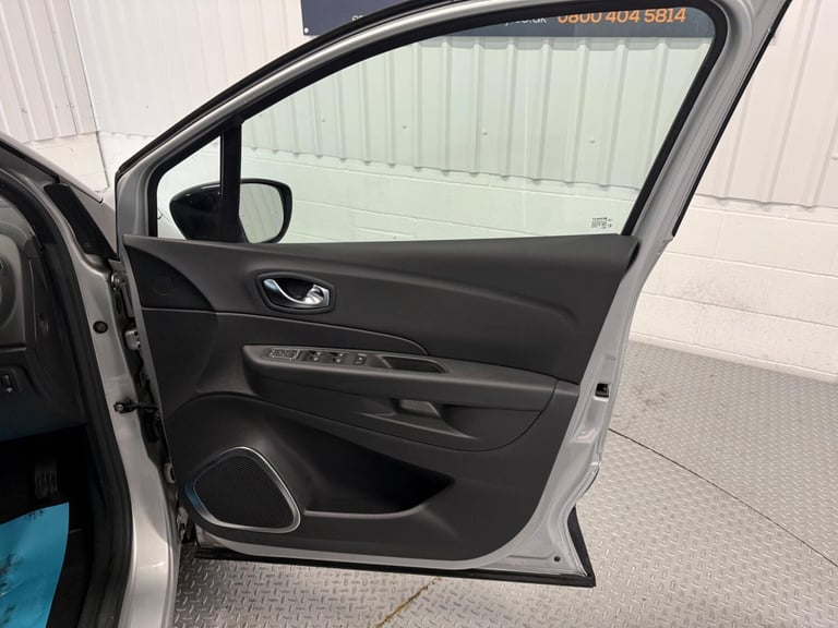 2017 Renault Captur 1.5 dCi ENERGY Dynamique S Nav Euro 6 (s/s) 5dr HATCHBACK Diesel Manual