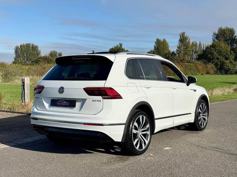 2017 Volkswagen Tiguan 2.0 TDi 150 R-Line 5dr ESTATE DIESEL Manual