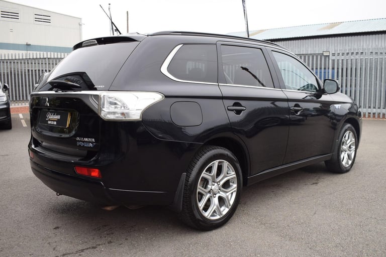 2015 Mitsubishi Outlander 2.0h 12kWh GX4hs CVT 4WD Euro 5 (s/s) 5dr ESTATE Petrol/Electric Hybrid...