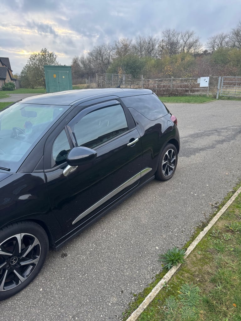 DS, DS 3, Hatchback, 2016, Manual, 1560 (cc), 3 doors
