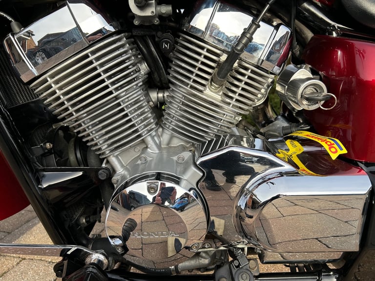 HONDA VT 750 SHADOW CRUISER 2005