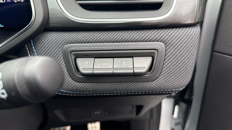 2025 Renault Symbioz 1.8 E-Tech FHEV 160 Techno Esprit Alpine 5dr Auto Hybrid Estate Estate Hybri...