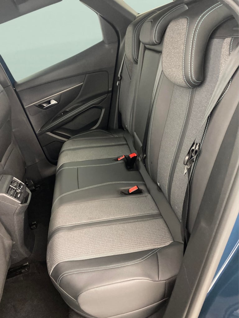 2024 Peugeot 3008 1.6 12.4kWh Allure SUV 5dr Petrol Plug-in Hybrid e-EAT Euro 6 (s/s) (180 ps Suv...