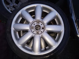 MINI COOPER S 17 INCH CROWN WHEELS AND TYRES RECENTLY REFURBISHED R52 R53 R56 R58