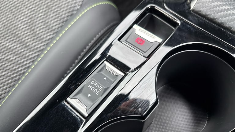 2025 Peugeot 2008 1.2 PureTech GT SUV 5dr Petrol EAT Euro 6 (s/s) (130 ps) SUV Petrol Automatic