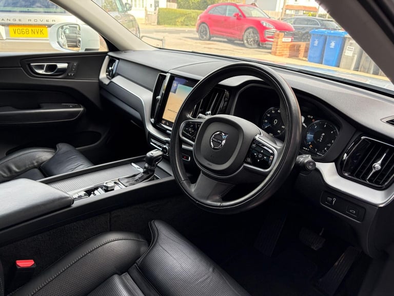 2017 Volvo XC60 2.0 D4 Inscription 5dr AWD Geartronic ESTATE DIESEL Automatic