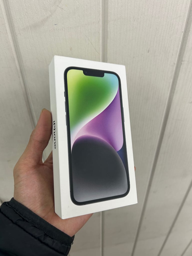 Brand new iPhone 14 midnight 128GB sealed , 1 year Apple warranty 