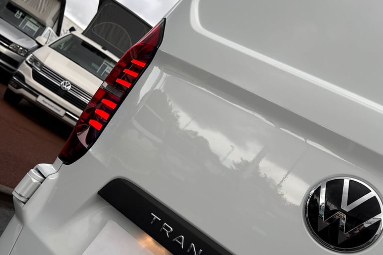 2025 Volkswagen Transporter Commerce Plus 2.0 TDI 110 PS 6sp Manual Van DIESEL Manual