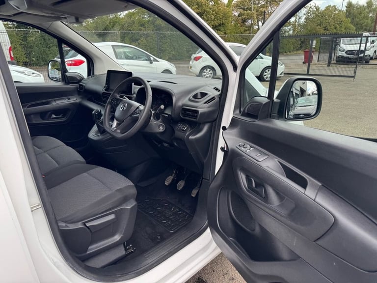 2021 Vauxhall Combo 1.5 Turbo D 2300 Sportive Panel Van 6dr Diesel Manual L2 H1 Euro 6 (100 ps) P...