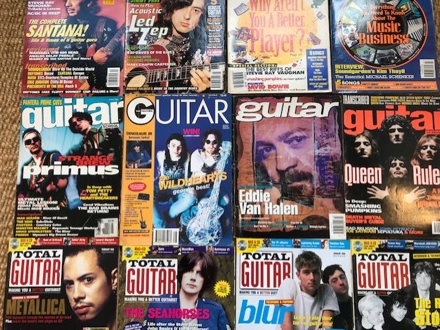 16 vintage guitar mags