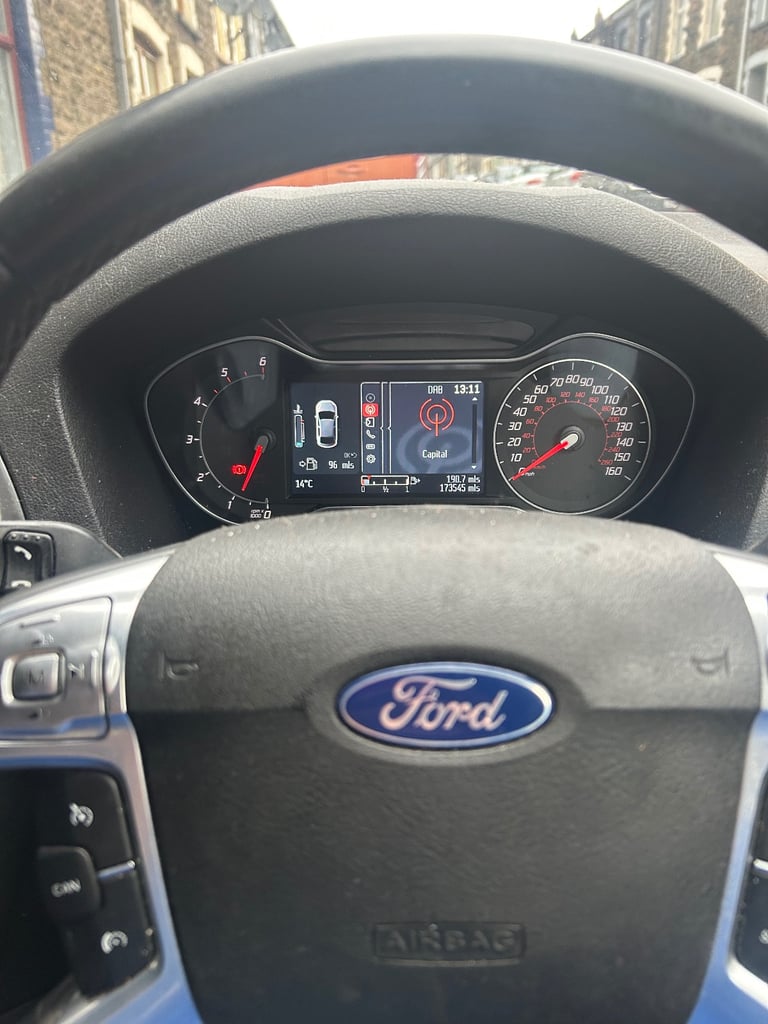 Ford, MONDEO, Hatchback, 2012, Manual, 1997 (cc), 5 doors