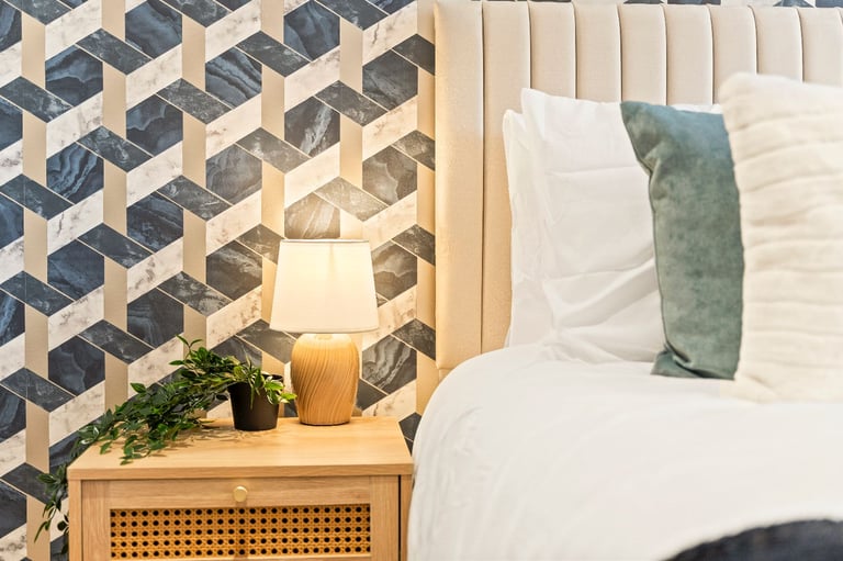 Furnished 6 BR - Parking, Monthly Stays