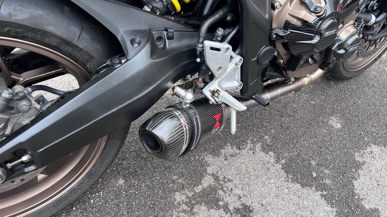 2019 Honda CB CB650RAKED (19MY) black widow can with original system fsh stunner  Tourer Petrol M...