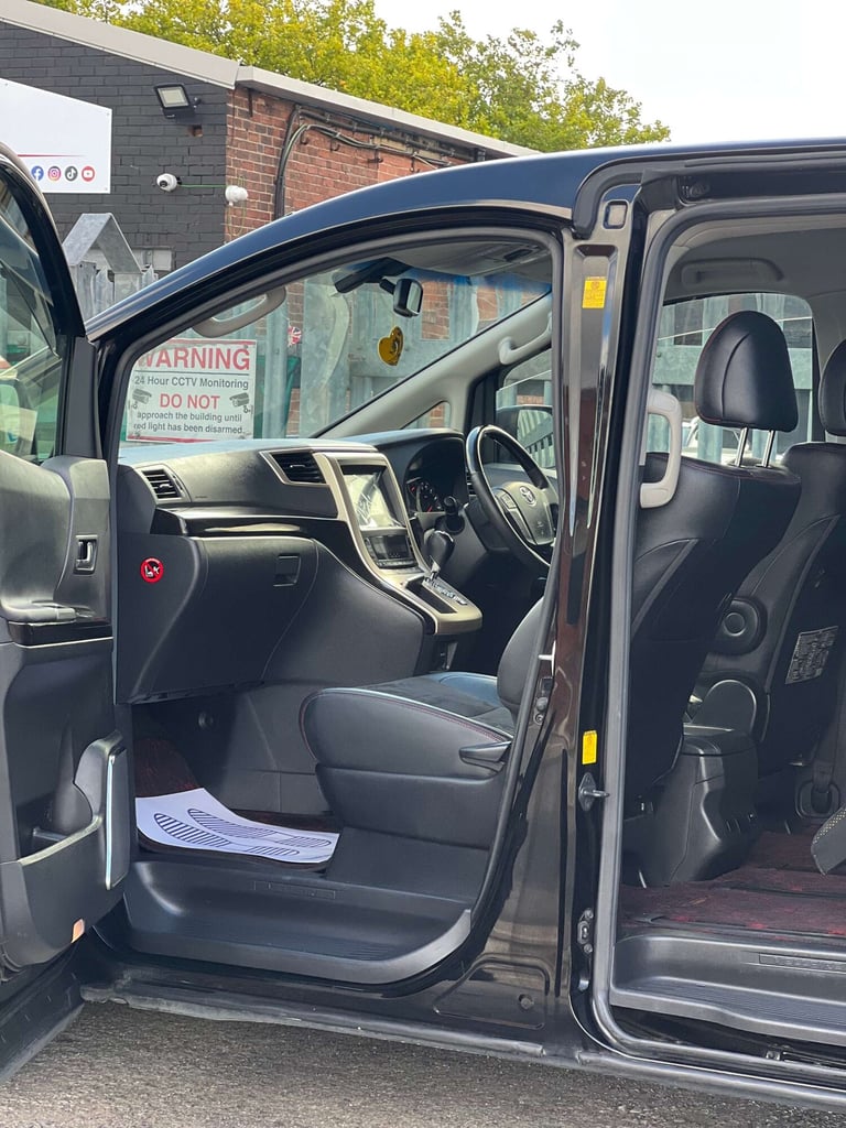 2014 Toyota Vellfire 2.4+GOLDEN EYES+GRADE 4B+FRESH IMPORT+ MPV Petrol Automatic