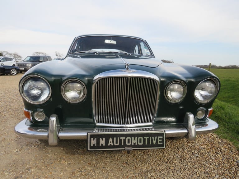 1968 Jaguar 420 4.2 MOD MANUAL Saloon Petrol Manual