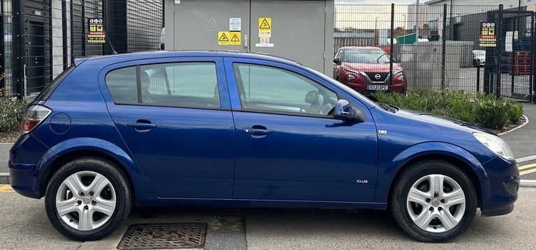 2009 Vauxhall Astra 1.6i 16V Club [115] 5dr HATCHBACK Petrol Manual
