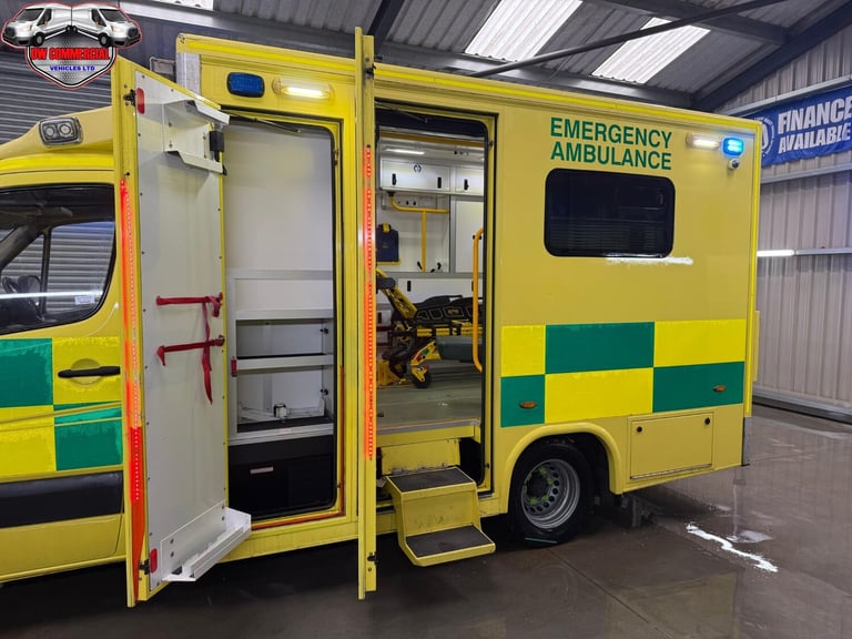 2015 Mercedes-Benz Sprinter 519 CDI MWB Automatic Ex-NHS Ambulance Service + VAT NA DIESEL Automatic