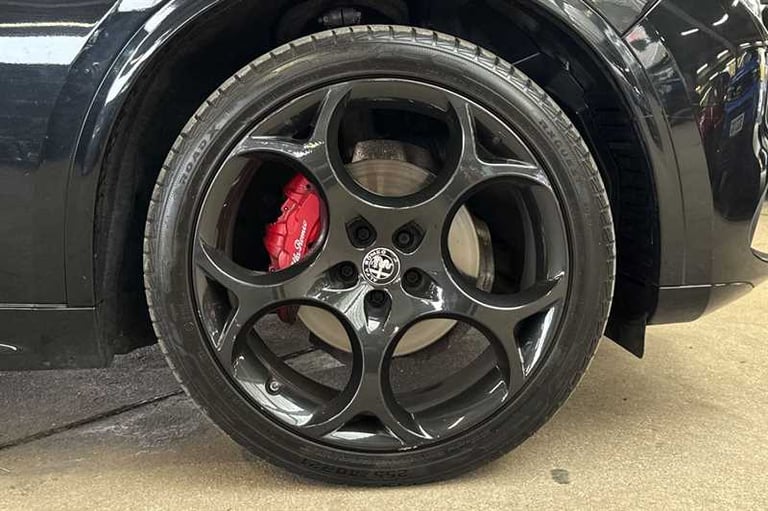 2022 Alfa Romeo Stelvio 2.0 Turbo 280 Veloce 5dr Auto ESTATE PETROL Automatic