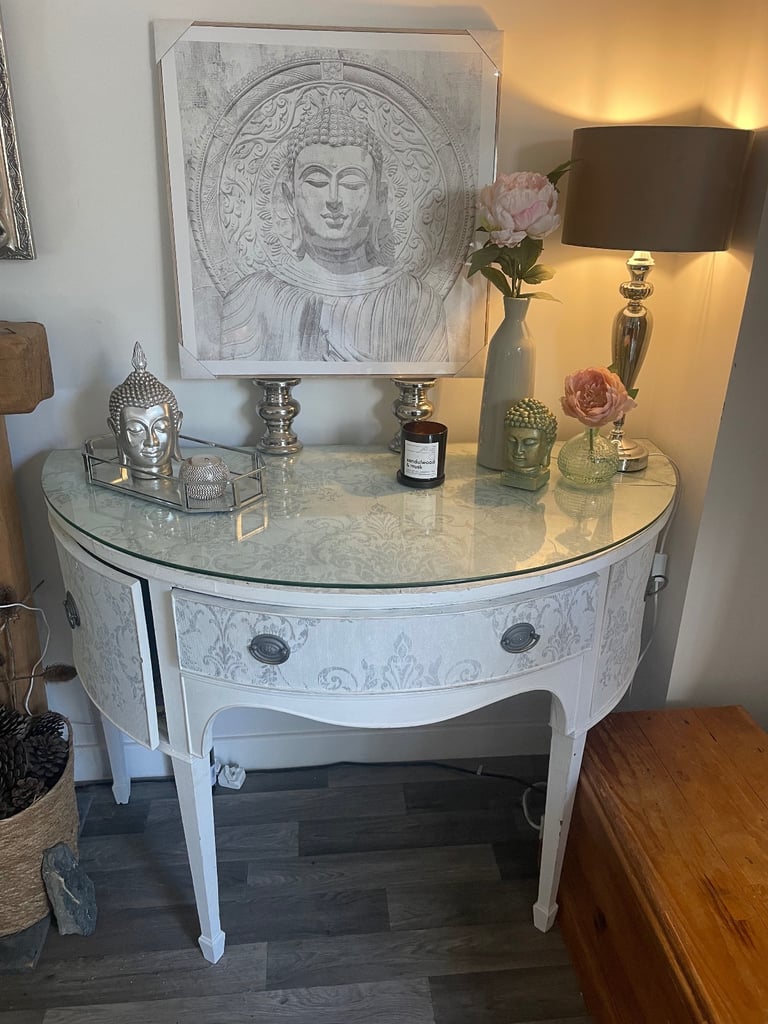 image for Beautiful solid wood antique sideboard 