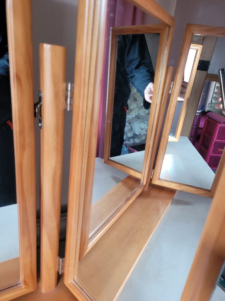 3 WAY VANITY MIRROR DRESSING TABLE  TILTING IDEAL SHABBY CHICK 