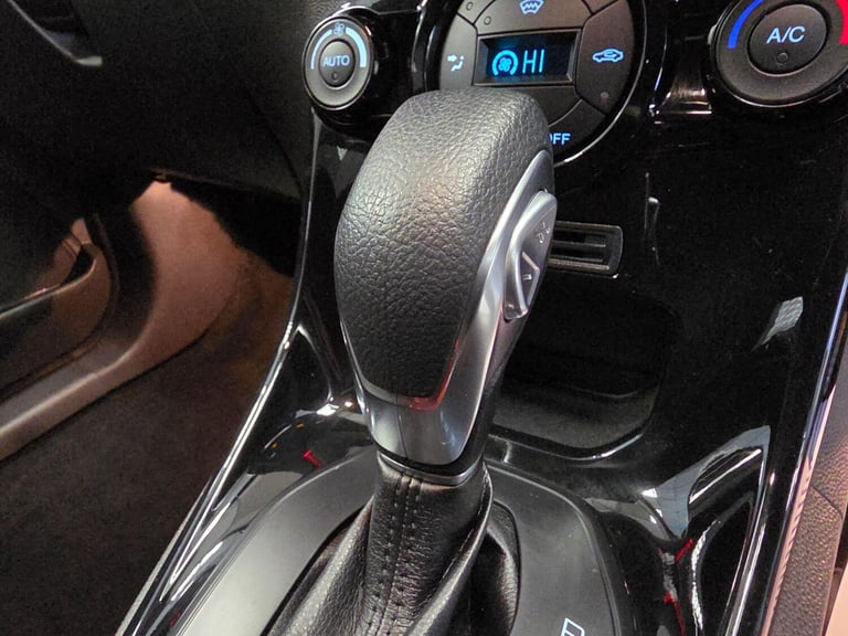  Ford Fiesta 1.6 Titanium Powershift Euro 5 5dr Petrol Automatic