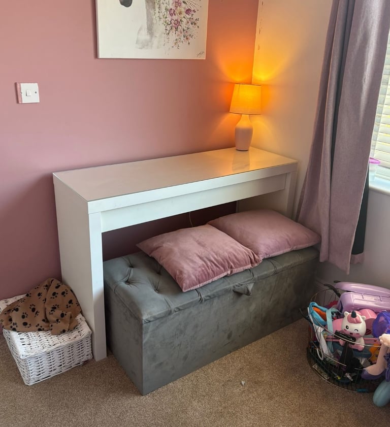 image for Dressing table 