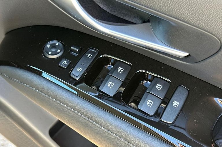 2023 Hyundai TUCSON 1.6 TGDi Hybrid 230 Ultimate 5dr 2WD Auto Automatic Estate Hybrid Automatic