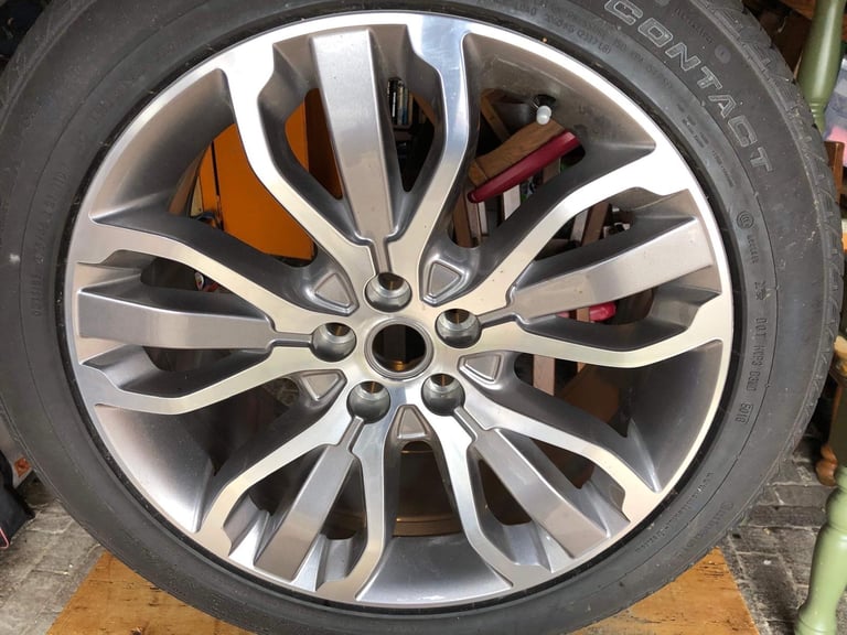 image for Range Rover Sport L494 Genuine 21” Alloy Wheel Continental LX Sport Tyre