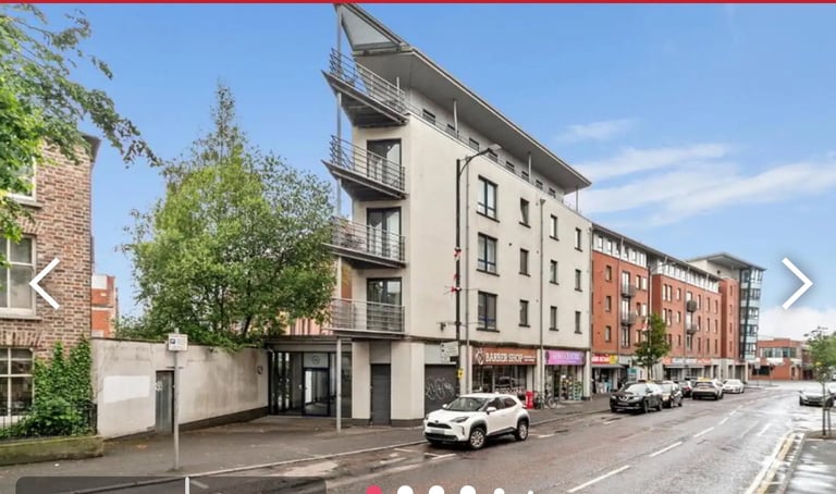 £2 per day CAR PARK SPACE  SECURE COVERED fob entrance - BELFAST CITY CENTRE