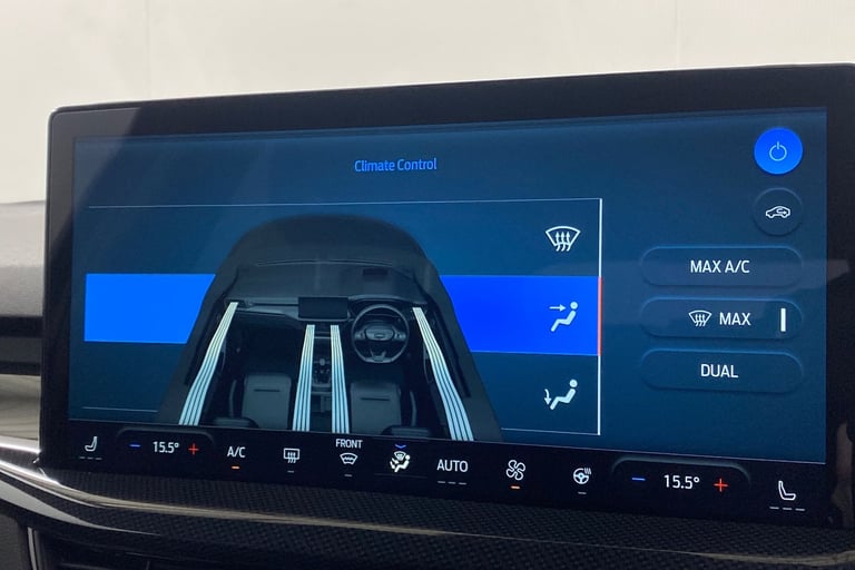 2025 Ford Focus 744494 Hatchback Petrol Manual