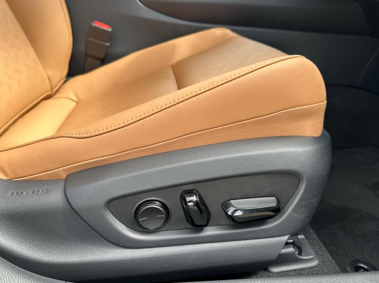 2025 Lexus UX 300h E4 2.0 Premium Plus 5dr CVT SUV Hybrid Automatic