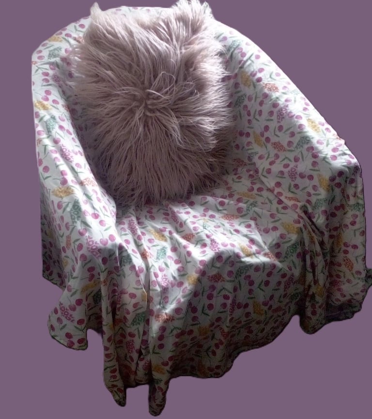 image for 127cmx190cm Cherrries & Parasols Patterned Cream Red Green Summer Throw.POST OR COLLECT!