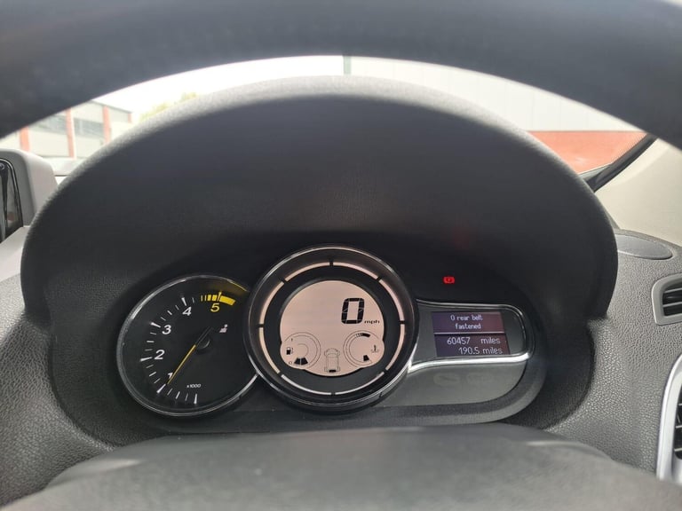 2015 Renault Megane 1.5 dCi Dynamique Nav Euro 6 (s/s) 5dr HATCHBACK Diesel Manual