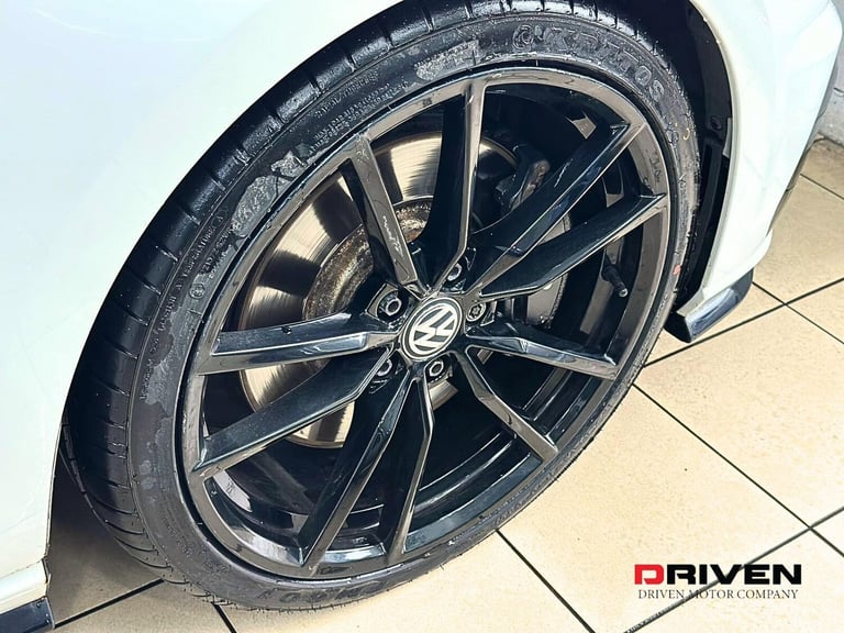 2018 Volkswagen Golf 2.0 TSI 310 R 5dr 4MOTION DSG HATCHBACK Petrol Automatic