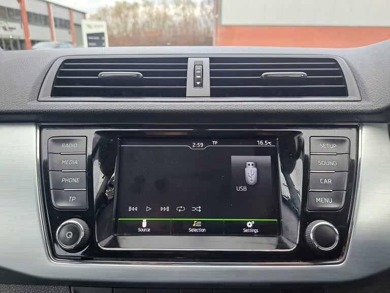 2017 Skoda Fabia 1.2 TSI SE Euro 6 (s/s) 5dr ESTATE Petrol Manual