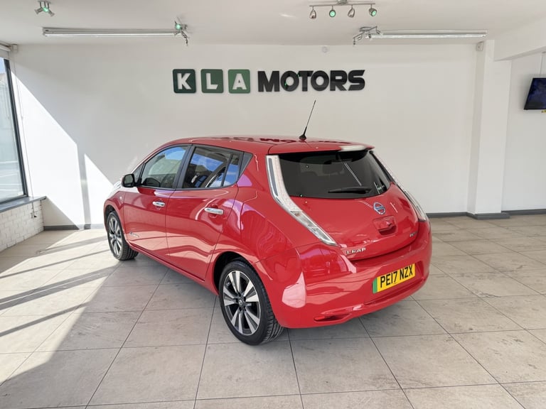 NISSAN LEAF 30kWh Tekna Red Auto Electric 2017