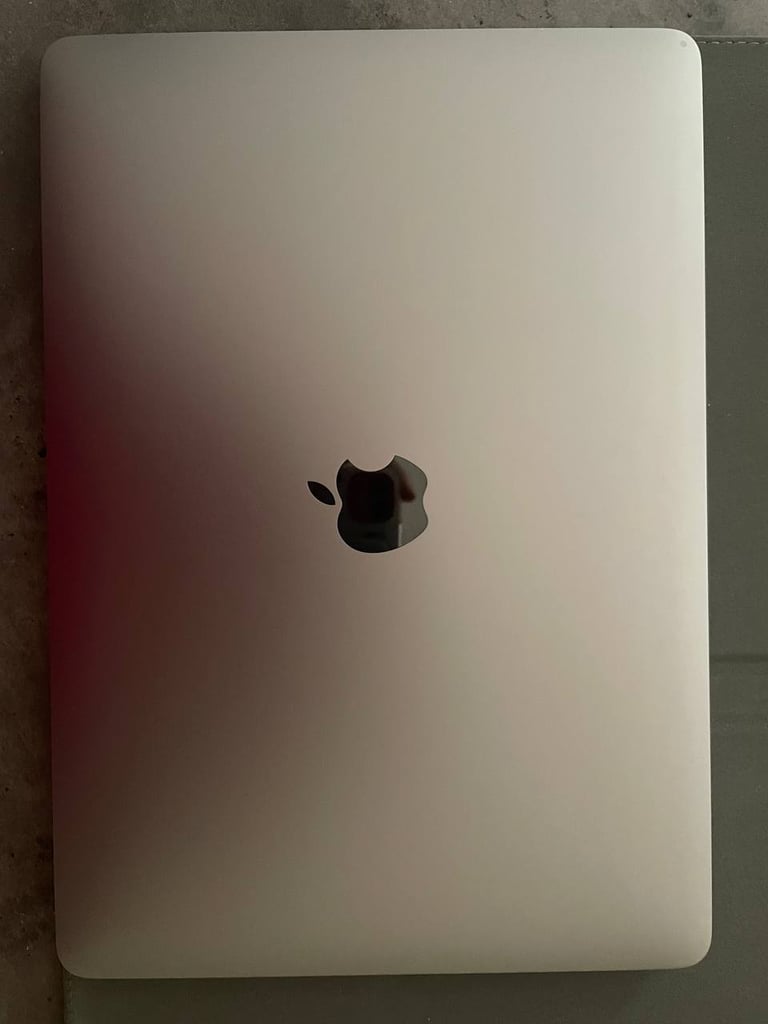 MacBook Pro 13-inch M1 (2020) – 16GB RAM / 512GB SSD