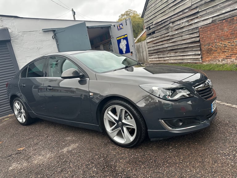 2015 Vauxhall Insignia 1.6 CDTi SRi Nav 5dr [Start Stop] HATCHBACK Diesel Manual