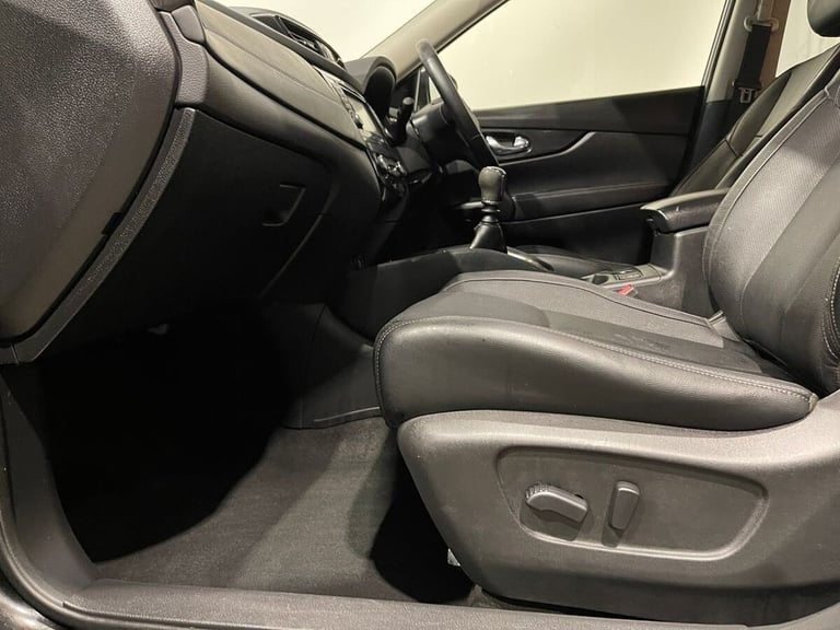 2018 Nissan X-Trail 1.6 dCi Tekna SUV 5dr Diesel Manual Euro 6 (s/s) (130 ps) ESTATE Diesel Manual