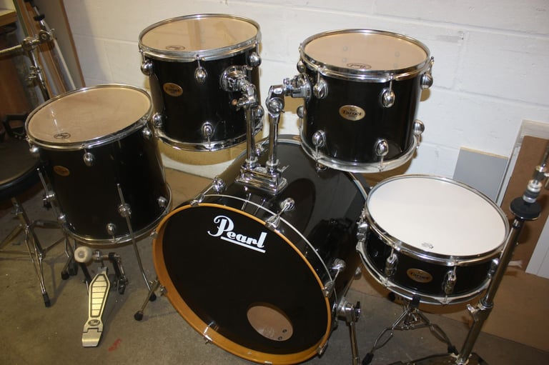 Pearl Target Series Black 5 Piece Refurbished Rock Drum Kit ~ 22in Bass + All Hardware ~ £350 ono