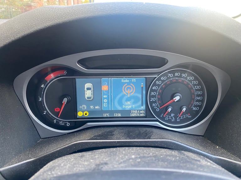 FORD, MONDEO, 2.0 TDCi Titanium MOT 09/2026 - Image 17