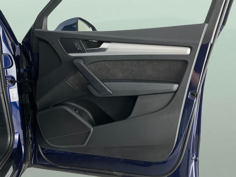 2019 Audi Q5 2.0 TDI 40 S line SUV 5dr Diesel S Tronic quattro Euro 6 (s/s) (190 ps) - S Suv Dies...